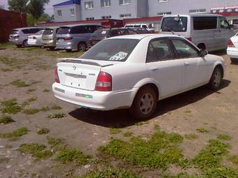 2002 Mazda Familia Pictures