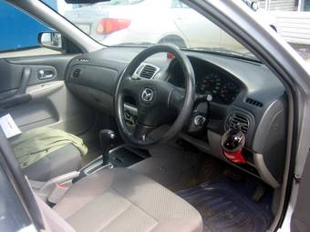 2002 Mazda Familia Pictures