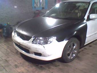 2002 Mazda Familia Pictures