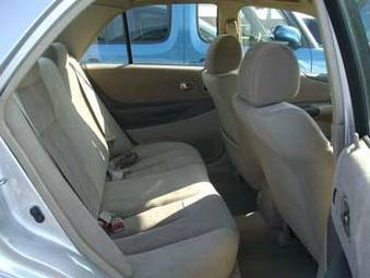 2003 Mazda Familia Pics