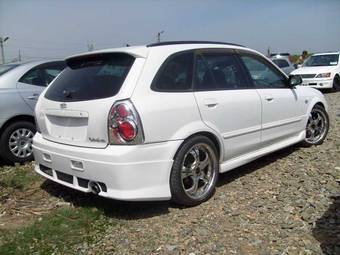 2002 Mazda Familia Wagon Pictures