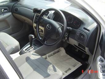 2002 Mazda Familia Wagon Photos