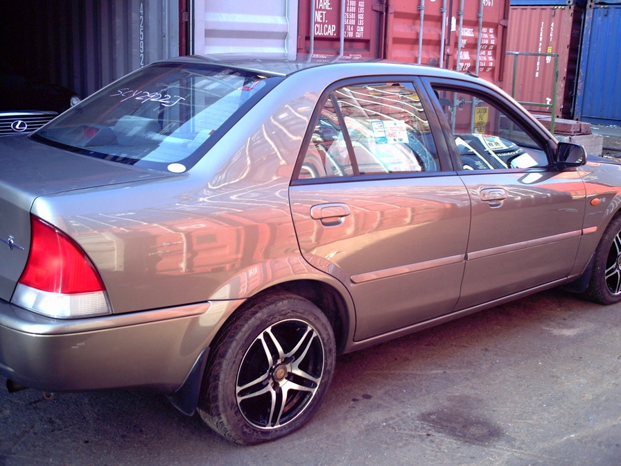 1999 Mazda Ford Laser Photos