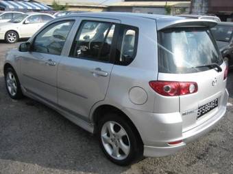 2004 Mazda MAZDA2 Photos