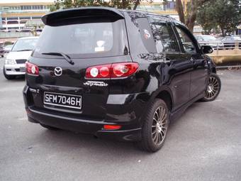 2004 Mazda MAZDA2 Photos