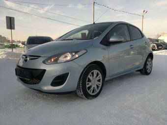 2011 Mazda MAZDA2 Photos