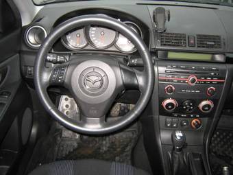 2006 Mazda MAZDA3 Pictures