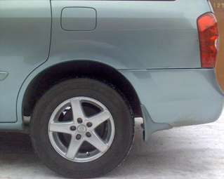 2002 Mazda MPV Pictures