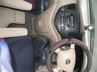 2002 Mazda MPV Pictures