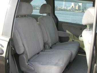 2003 Mazda MPV Pictures