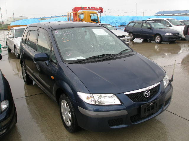 Машина mazda premacy