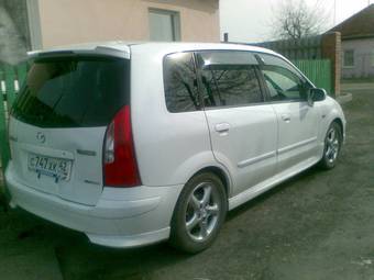 2000 Mazda Premacy Photos