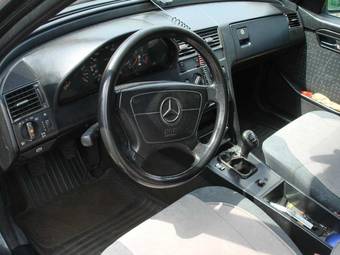 1994 Mercedes-Benz C-Class Images
