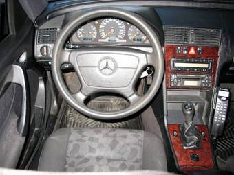 1998 Mercedes-Benz C-Class Pictures