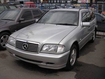 1998 Mercedes-Benz C-Class Pictures