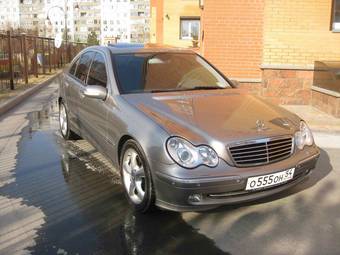 2003 Mercedes-Benz C-Class Pictures