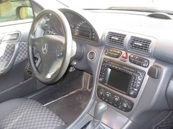 2003 Mercedes-Benz C-Class Photos