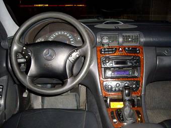 2003 Mercedes-Benz C-Class Photos