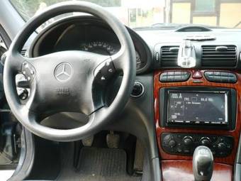 2003 Mercedes-Benz C-Class Pictures