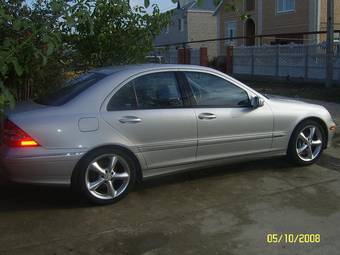 2004 Mercedes-Benz C-Class Pics