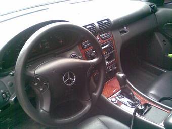 2004 Mercedes-Benz C-Class Pictures