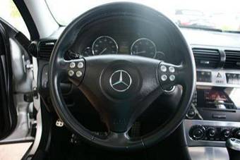 2005 Mercedes-Benz C-Class Photos