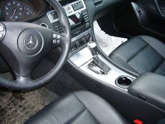2005 Mercedes-Benz C-Class Wallpapers