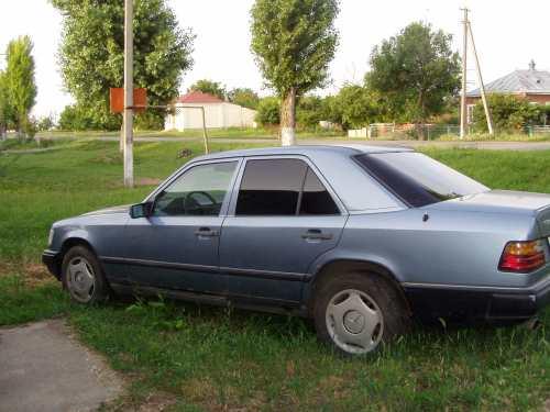 1985 Mercedes-Benz E-Class