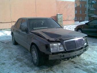 1994 Mercedes-Benz E-Class Photos