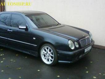 1995 Mercedes-Benz E-Class Pictures