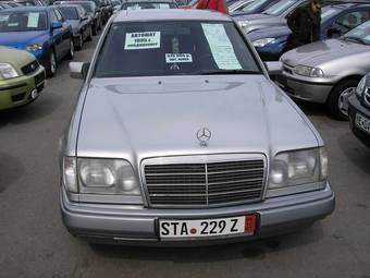 1995 Mercedes-Benz E-Class Pictures