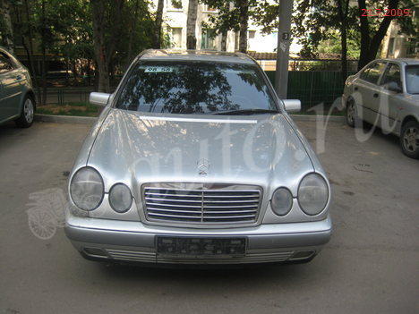 1996 Mercedes-Benz E-Class