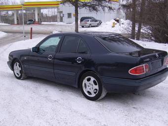 1997 Mercedes-Benz E-Class