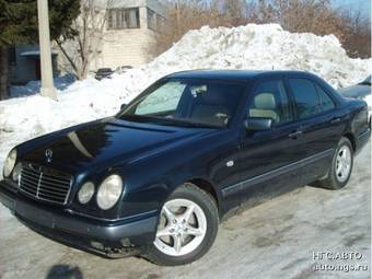 1997 Mercedes-Benz E-Class Pictures