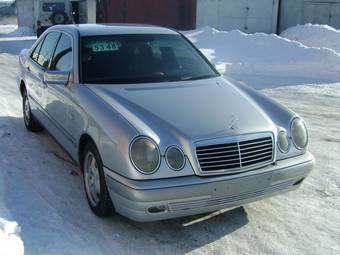 1997 Mercedes-Benz E-Class Photos