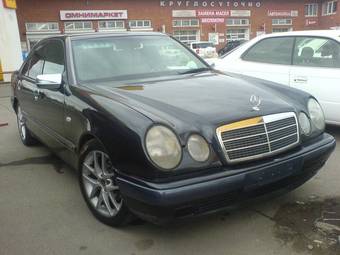 1997 Mercedes-Benz E-Class Pics