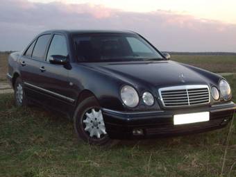 1998 Mercedes-Benz E-Class Wallpapers