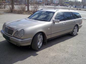 1998 Mercedes-Benz E-Class Photos