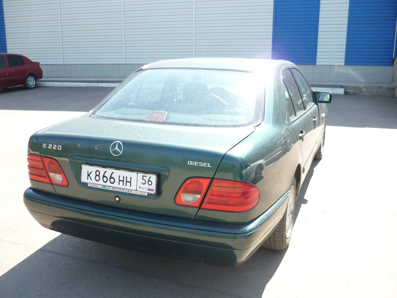 1998 Mercedes Benz E-class specs