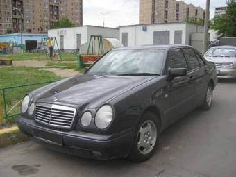 1998 Mercedes-Benz E-Class Photos