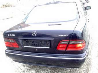 2001 Mercedes-Benz E-Class Pics