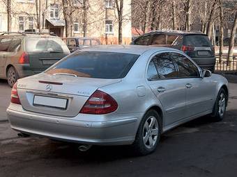 2003 Mercedes-Benz E-Class Photos