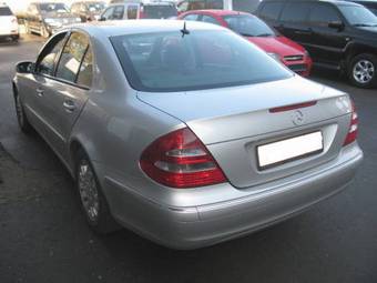 2004 Mercedes-Benz E-Class Photos