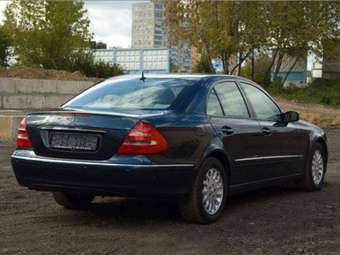 2005 Mercedes-Benz E-Class Images