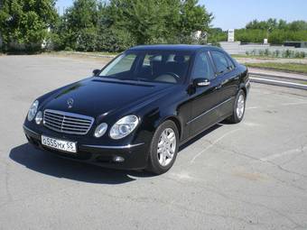 2005 Mercedes-Benz E-Class Images