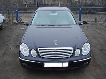 2005 Mercedes-Benz E-Class Photos