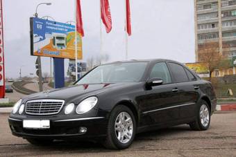 2005 Mercedes-Benz E-Class Pictures