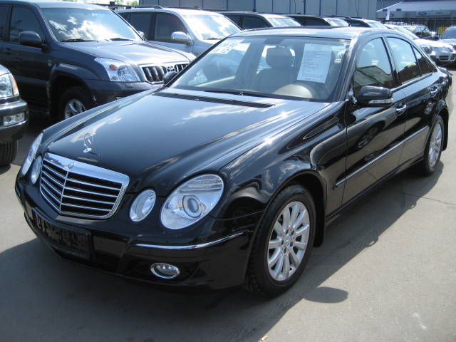 2006 Mercedes-Benz E-Class