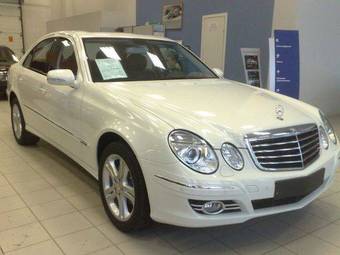 2008 Mercedes-Benz E-Class Photos