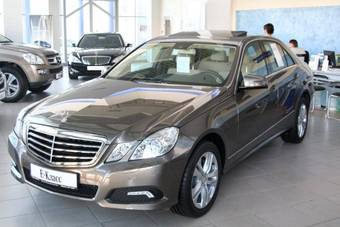 2009 Mercedes-Benz E-Class Photos